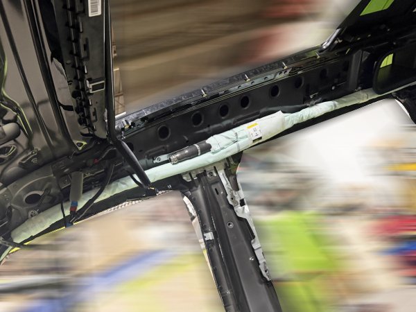 2026 Land Rover Range Rover LWB Curtain Side Airbag